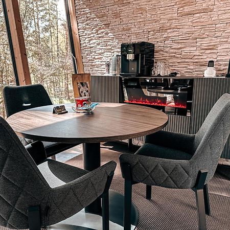 Tree Inn - Das Baumhaushotel Dörverden Exteriör bild