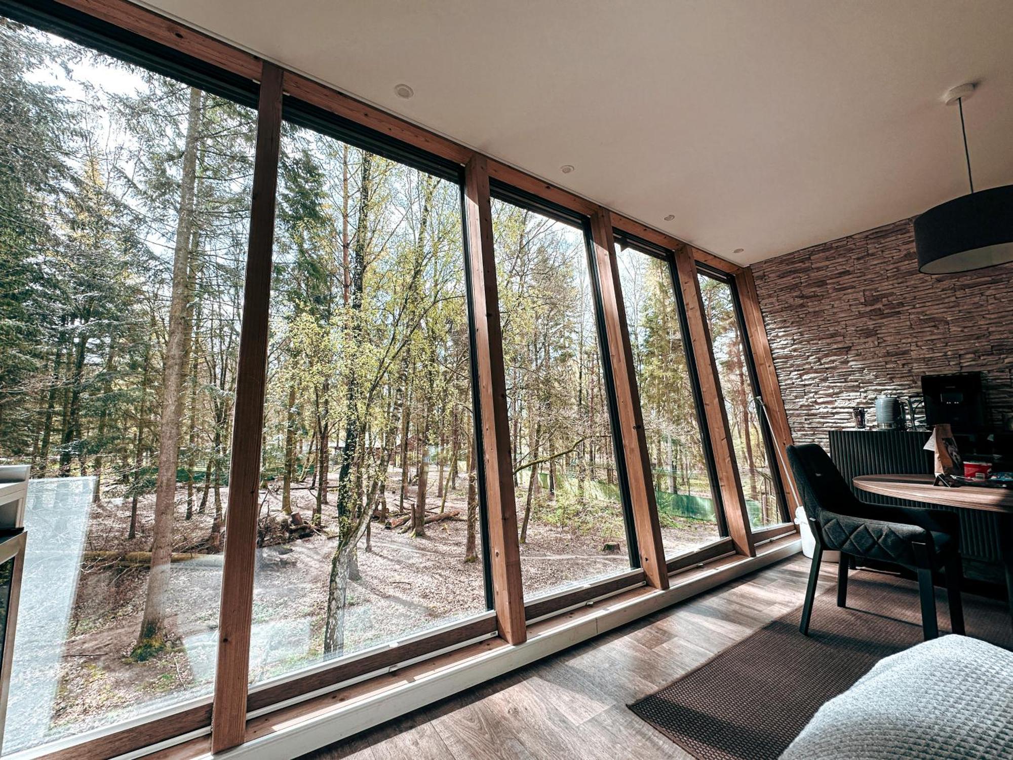 Tree Inn - Das Baumhaushotel Dörverden Exteriör bild